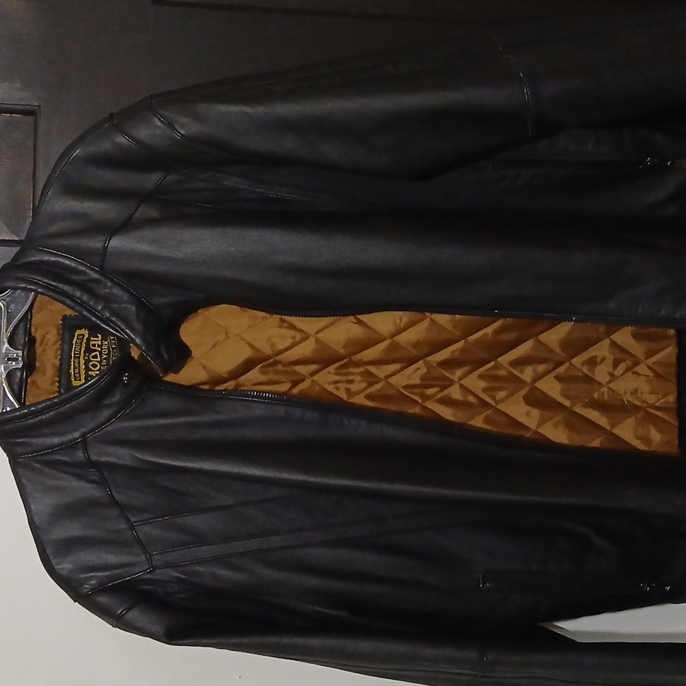 Men Lightly worn Leather Jacket